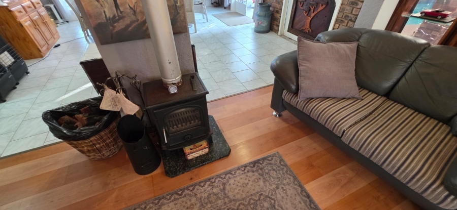 5 Bedroom Property for Sale in Wilkoppies North West